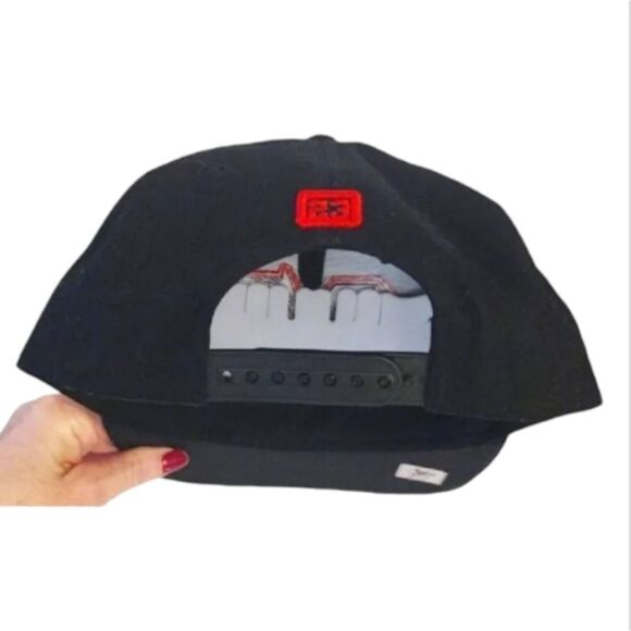 Top Level Michael Jordan #23 Chicago Bulls Black Red Digital Snapback Hat - Picture 9 of 12